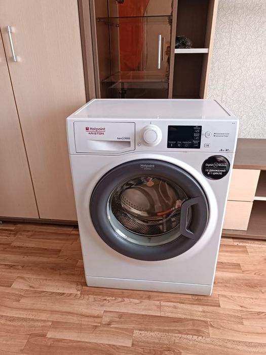 Стиральная машинка автомат .6кг