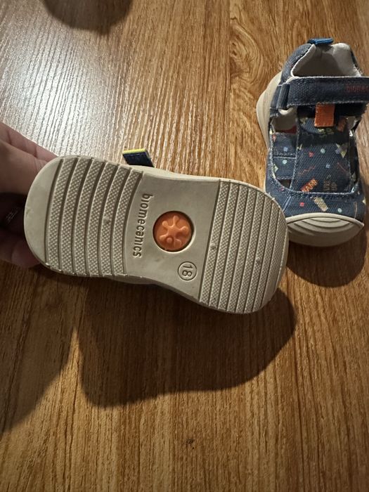 Чисто нови!!! Сандали biomechanics