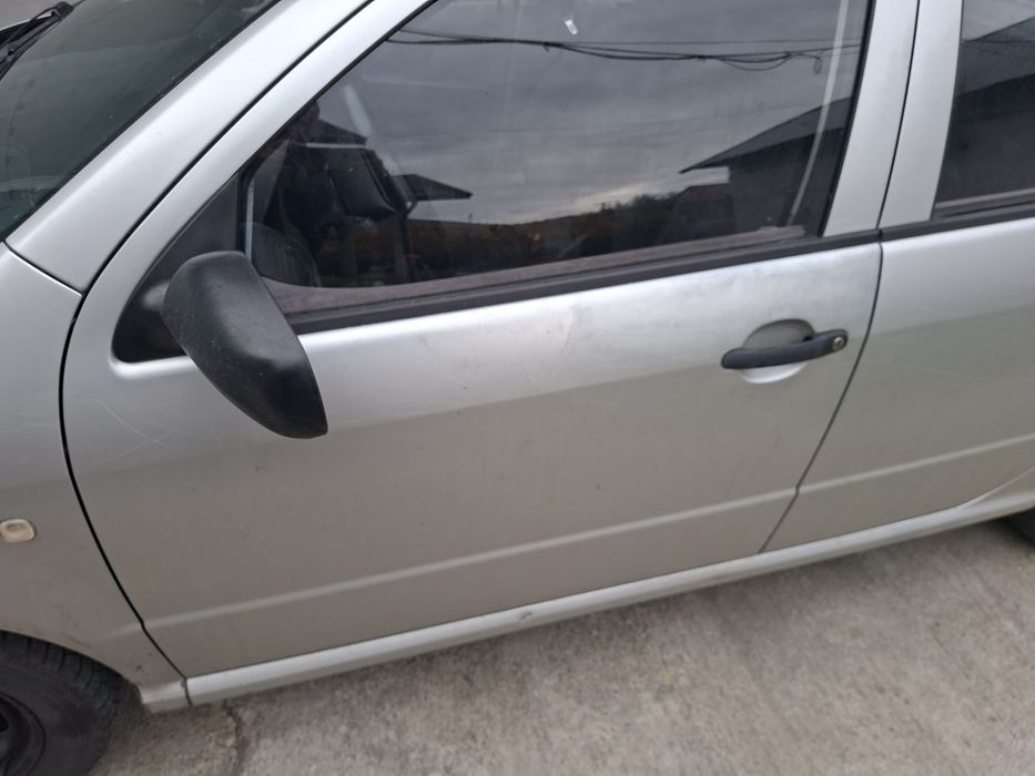 Vând skoda fabia 1.2 2003