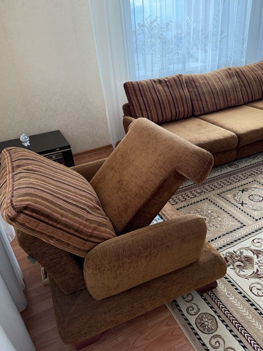 Продам Диван и кресло