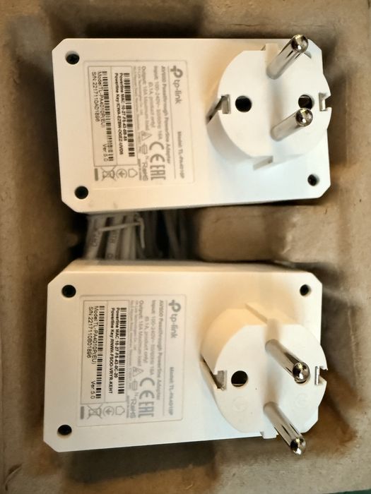 Продавам Powerline адаптер Tp-link TL-PA4010P kit
