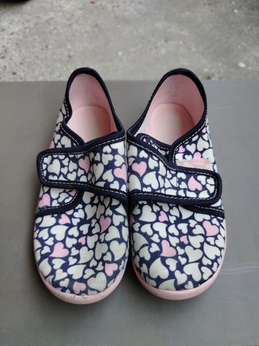 Пантофки и джапанки