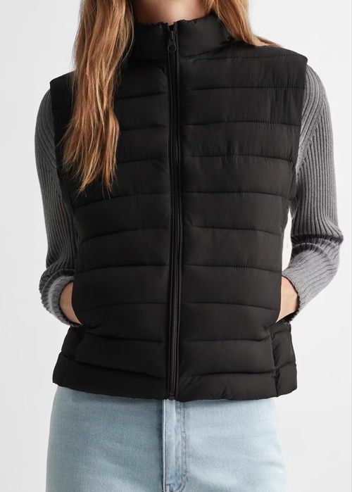 MANGO дамски къс  елек / грейка в черно