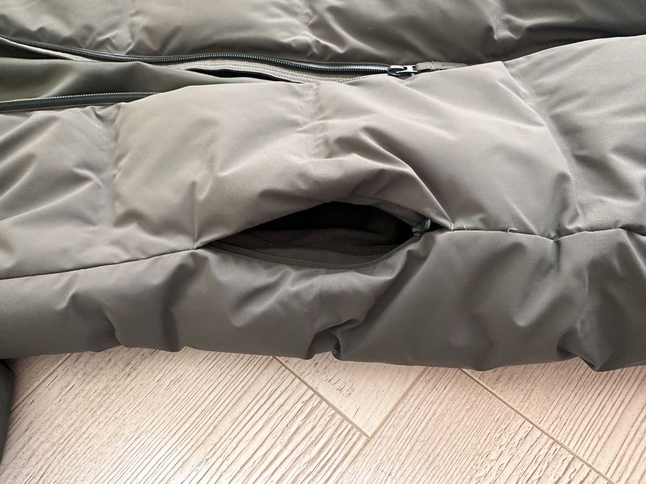 Пуховик Uniqlo размер S