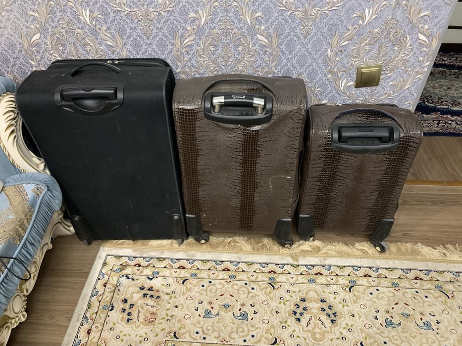Продаю чемоданы по выгрдной цене