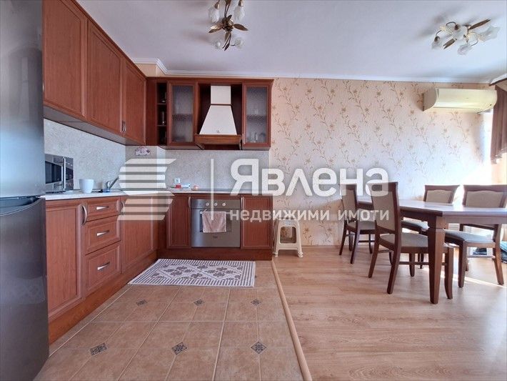 Продава се Тристаен апартамент в Варна, Виница - 120 кв.м за 1542 €/кв.м - Снимка #3