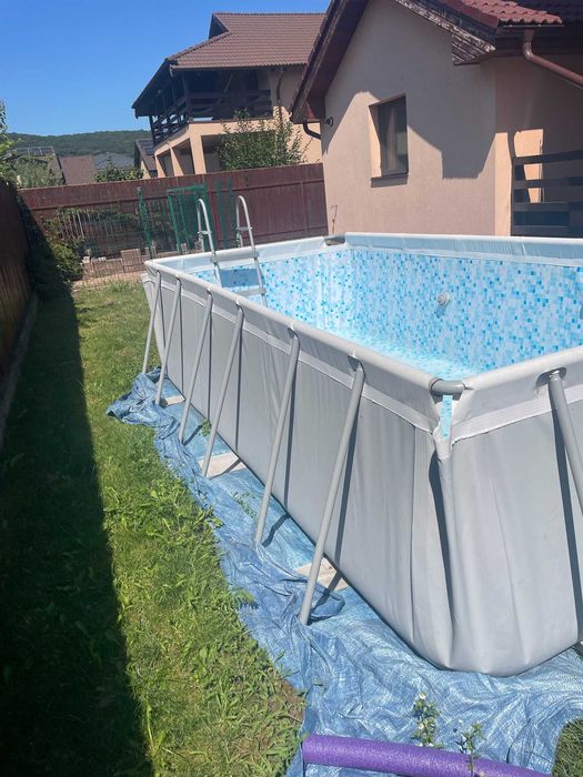 Piscină cadru metalic mare, stare foarte bună – ideală pentru familie
