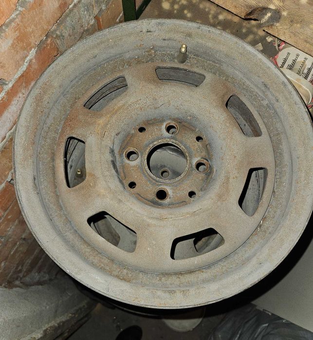 Продавам джанти за пежо