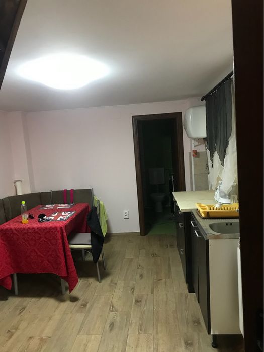 Vand casa pe pamant Bucur Obor