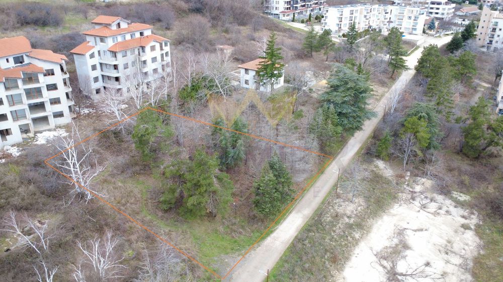 Продава се Парцел в Бяла - 1220 кв.м за 41 €/кв.м - Снимка #2