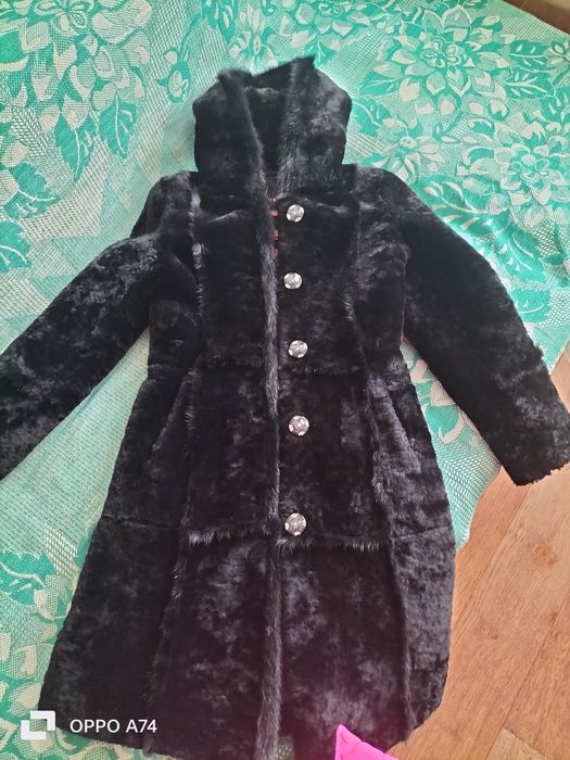 Продам шубку мутоновую