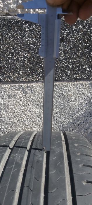 Continental 225/50/17  2броя летни гуми