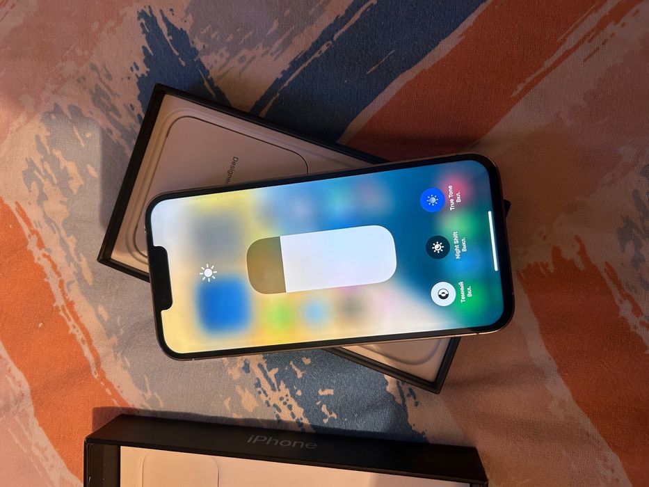 Айфон 13pro 128гб IPhone