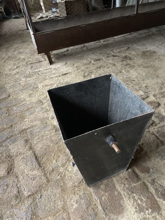 Продам урну новый