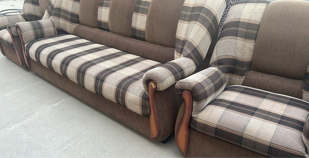 Диван с креслами