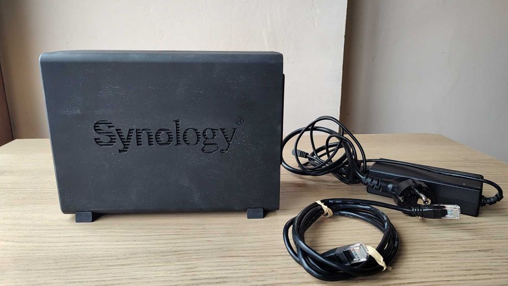 Synology NAS DiskStation DS218 PLAY - 4 ядрен 1.4GHz, 1GB ram