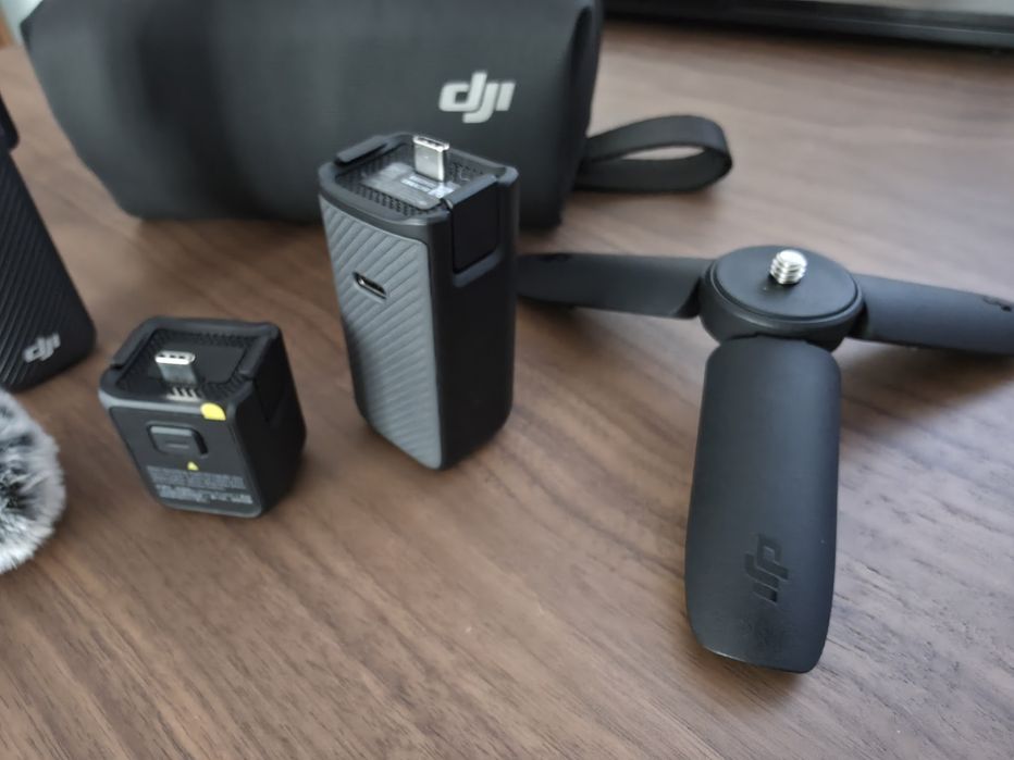 DJI Osmo Pocket 3 Creator + Card de memorie SanDisk Extreme 128gb.
Cam