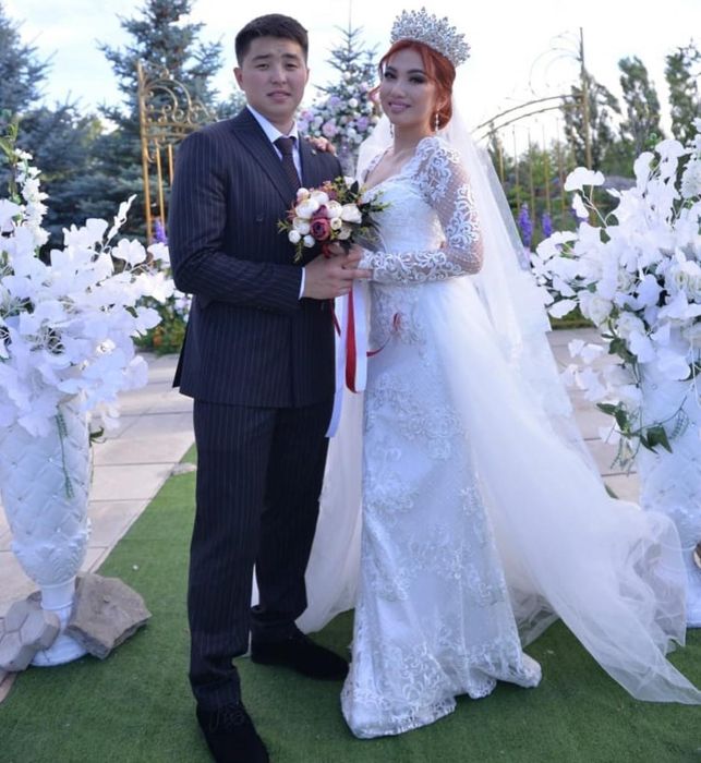 Свадебное платье