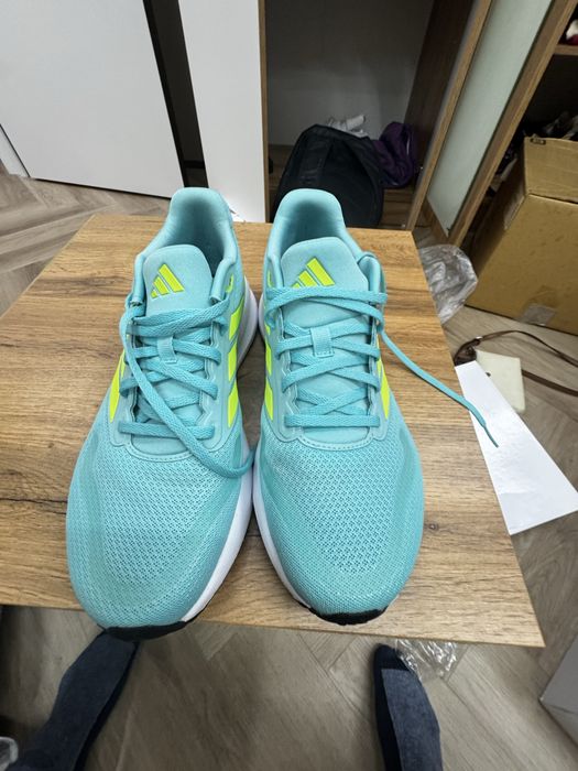 Adidas  в отлтчном состояние