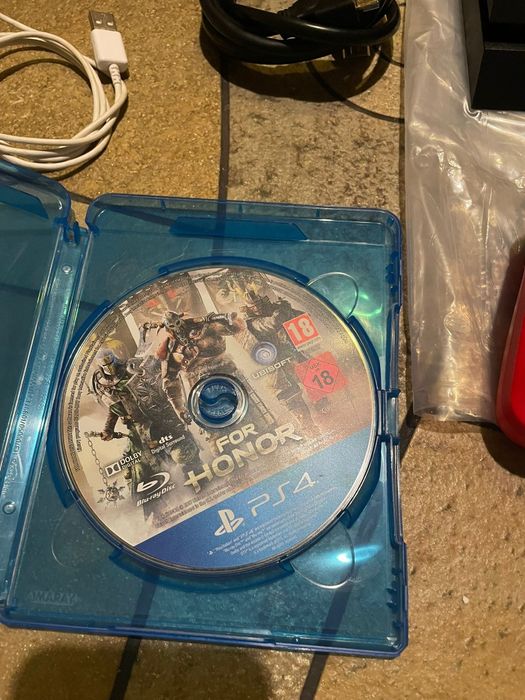 PlayStation 4 – 1 TB | Pachet Complet | Gata de Jucat