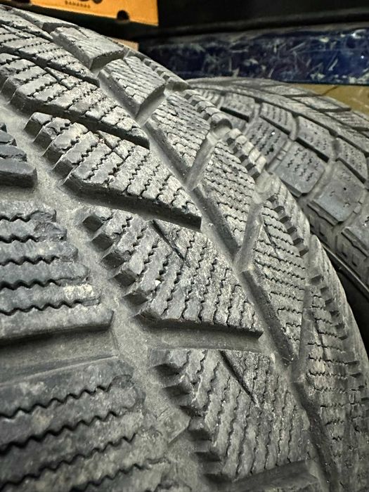Зимни гуми 225/45/17 цола