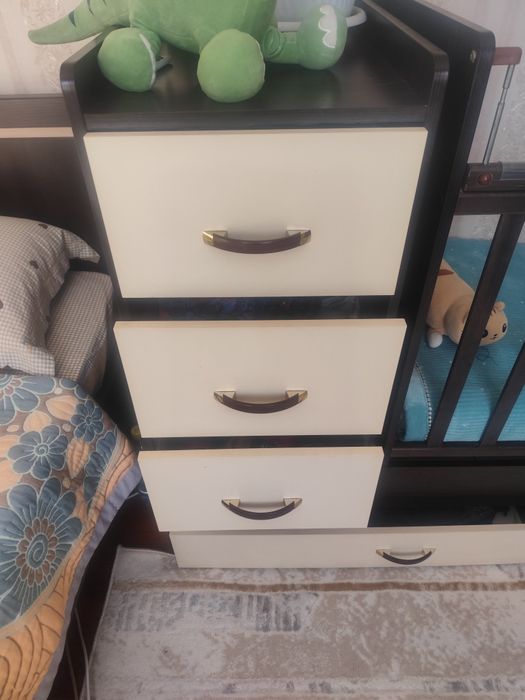 Детский манеж со шкафами