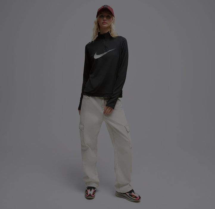 Дамска тениска Dri-FIT Swoosh, DX0952
Дамска тениска Dri-FIT Swoosh, D