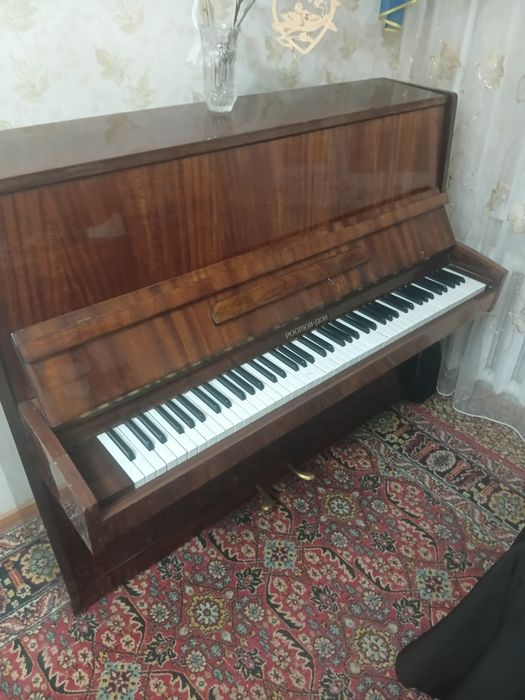 Продажа музыкальных инструментов