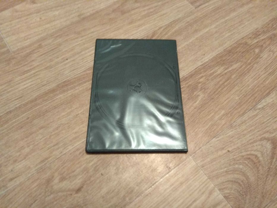 Продам футляры к DVD-дискам.