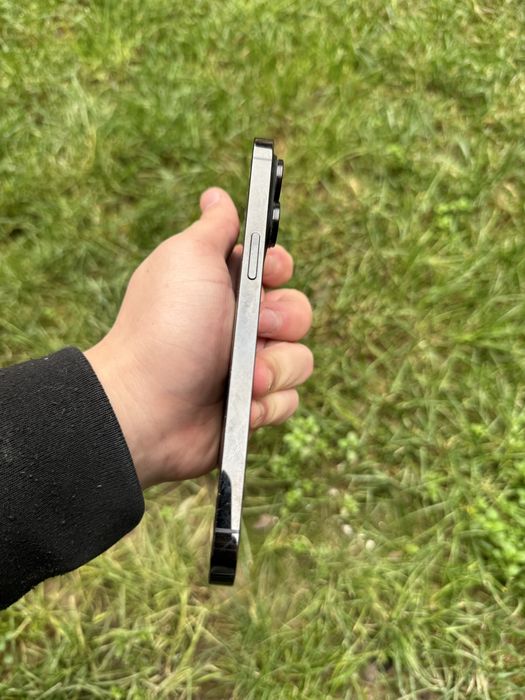 Iphone 14 pro max qora