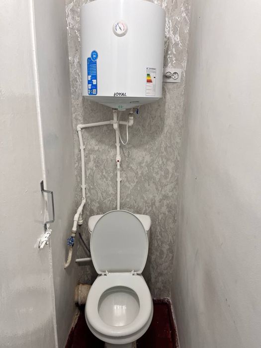 Uy sotiladi 3 xonali.