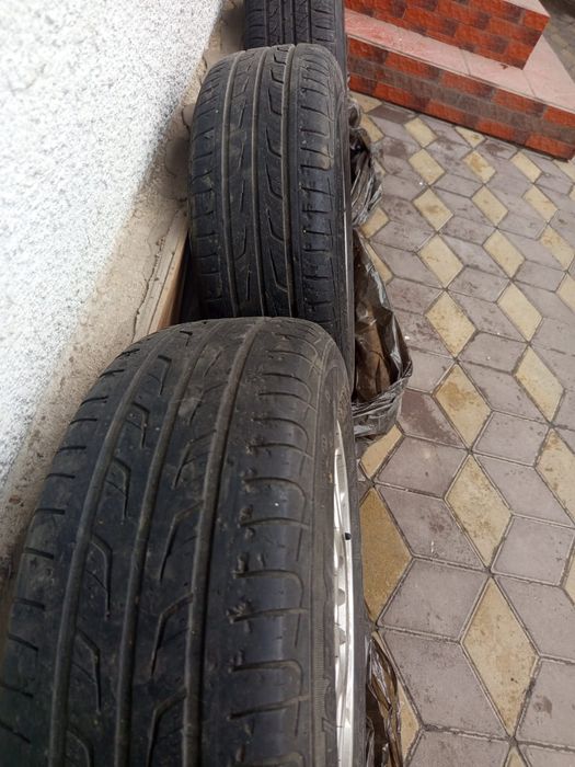 Комплект шины + диски титановые