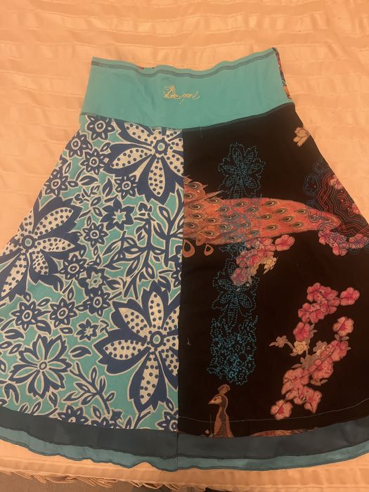 Fusta lejera Desigual M