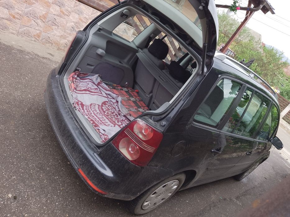 VOLKSWAGEN Touran 2007
