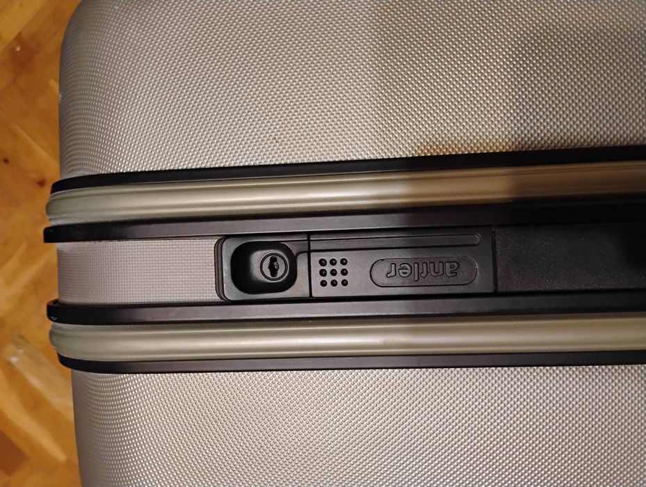 Голям куфар за багаж Antler