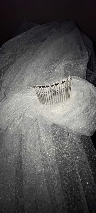 Voal cu sclipici pentru mirese