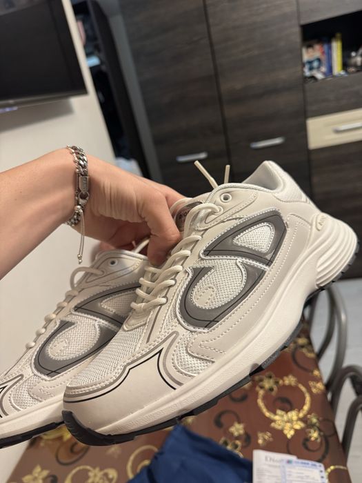 Dior b30 white noi