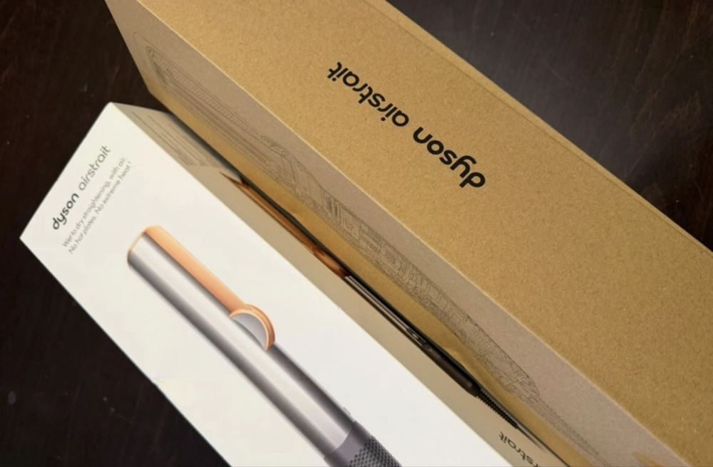 Dyson Airstrait - чисто нов, в оригинална кутия