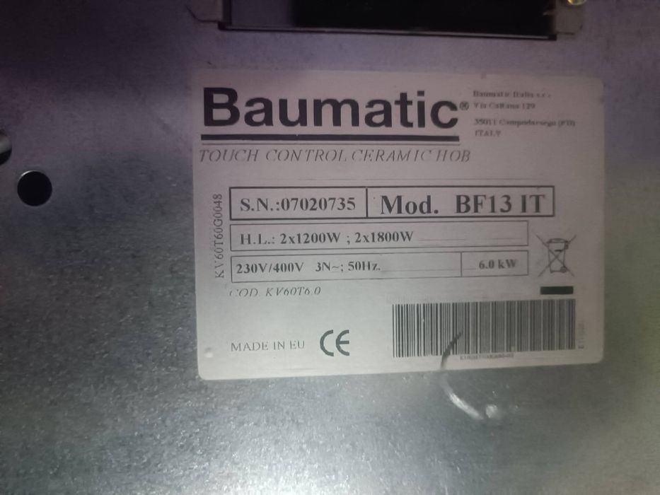 De vânzare plită electrică cu 4 ochiuri preț 250 RON