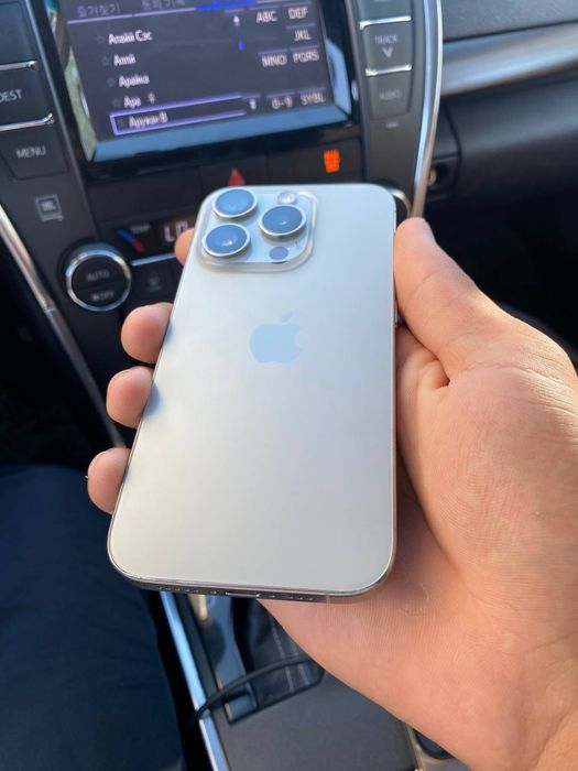 Iphone 15 pro 128/83