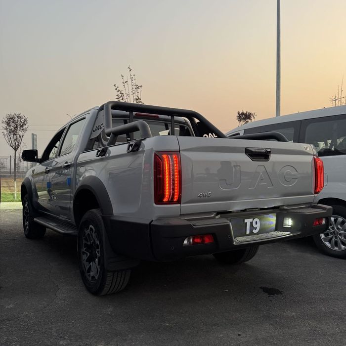 Хаммани етиборини жалб килишни хохлисми?