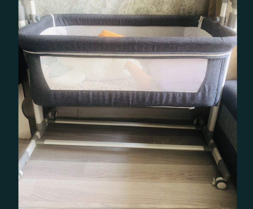 Продам  детский  манеж