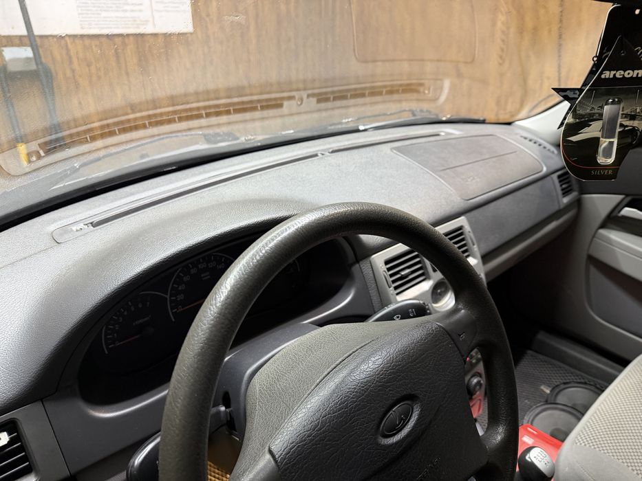 Продам приору люкс