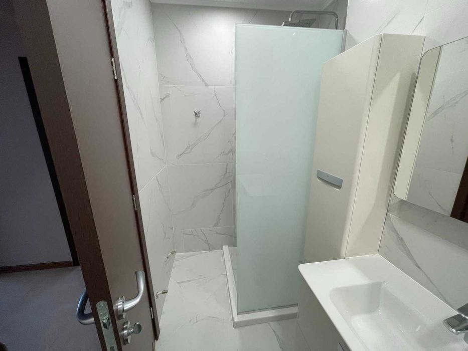 Дава се под наем Тристаен апартамент в Бургас, Славейков - 120 кв.м за 950 € - Снимка #7