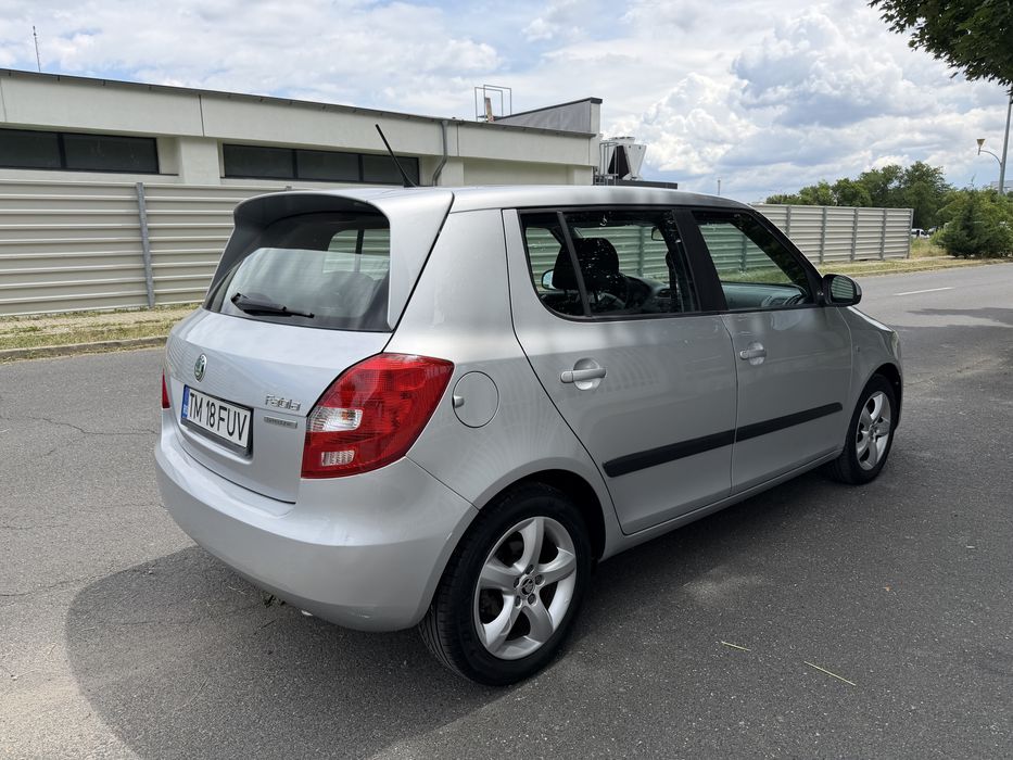 SKODA Fabia 2012 — imagine 12
