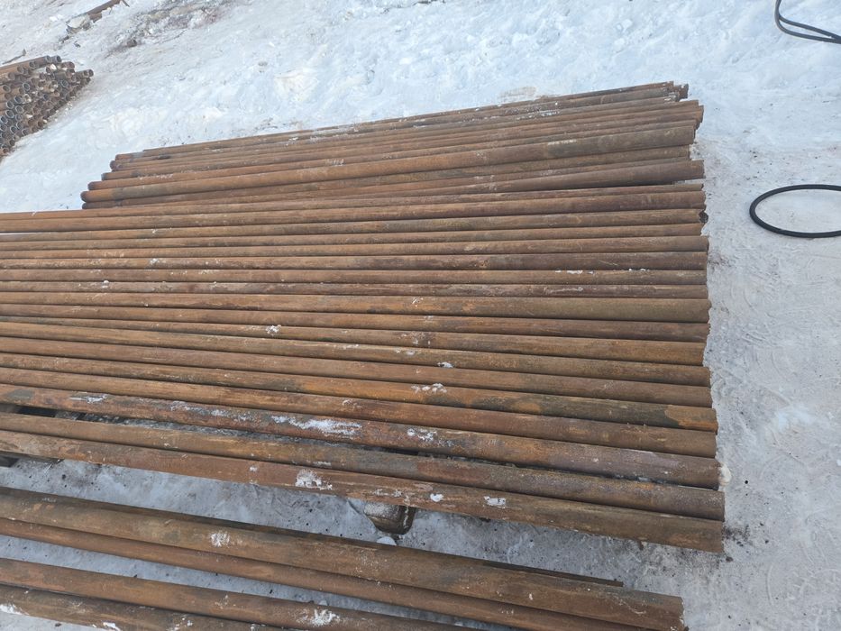 Трубы на стойки бу