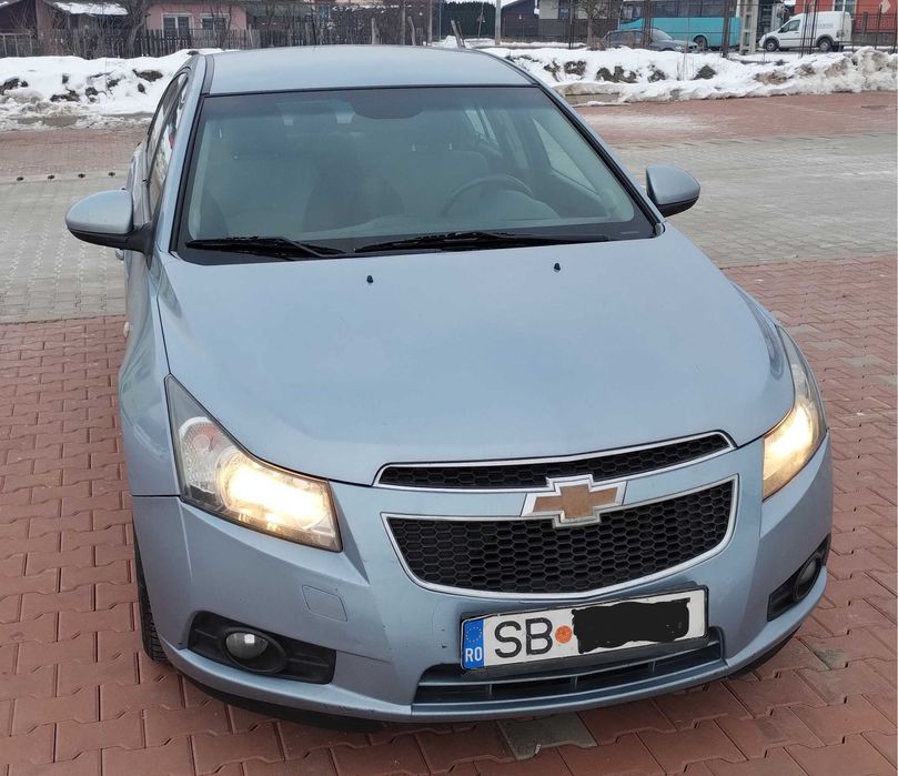 Chevrolet Cruze 1.6 LS Avariat parte spate