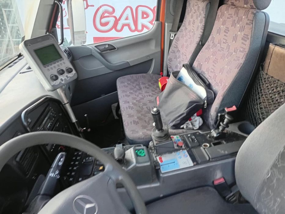 Mercedes-Benz Unimog U20 2009, 81.000km