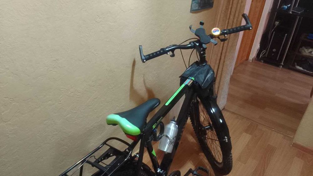 Продаю велосипед DRONGO 26 дюймов