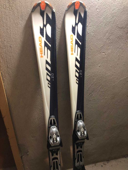 Продавам ски 149